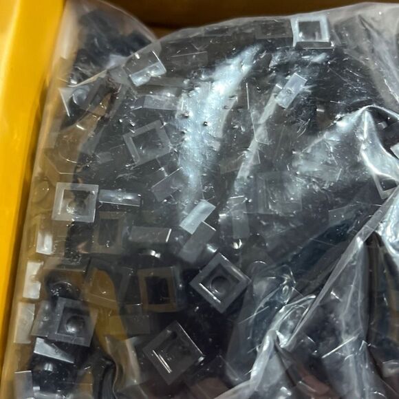 Personalized mosaic bricks 3800 single space tiles in four colors.  Legomaniacs - Picture 6 of 13